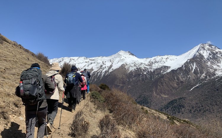 mount Siguniang haizi valley trekking