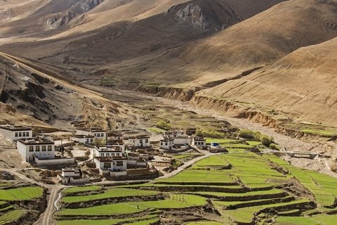 Villages along the way to Everest from Shigatse