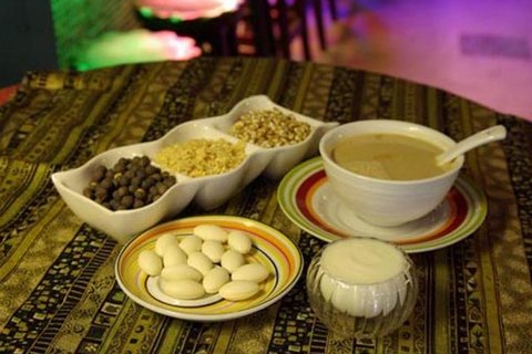 Tibetan Yaks Tea